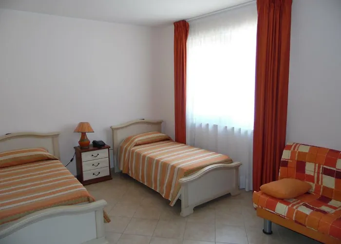 Hotel Coste Del Lago